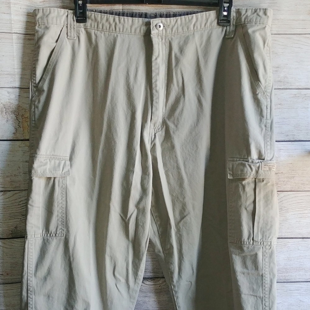 Men's Wrangler Cargo Pants 42x32